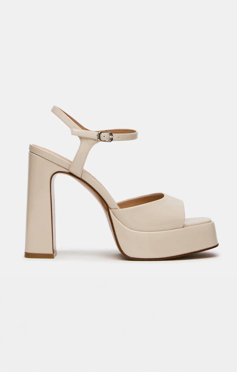 Retro Platform Sandals with Adjustable Ankle Strap | Steve Madden Liandra