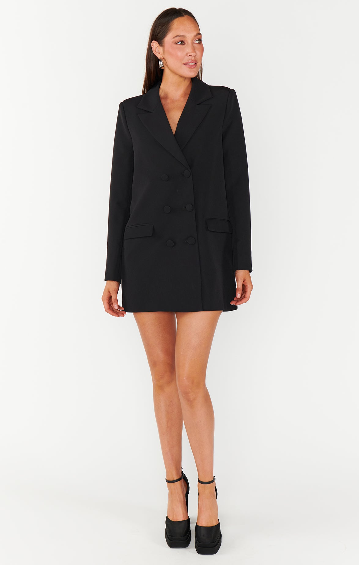 Elegant Black Blazer for Women | Lightweight Suiting & Collared Neckline