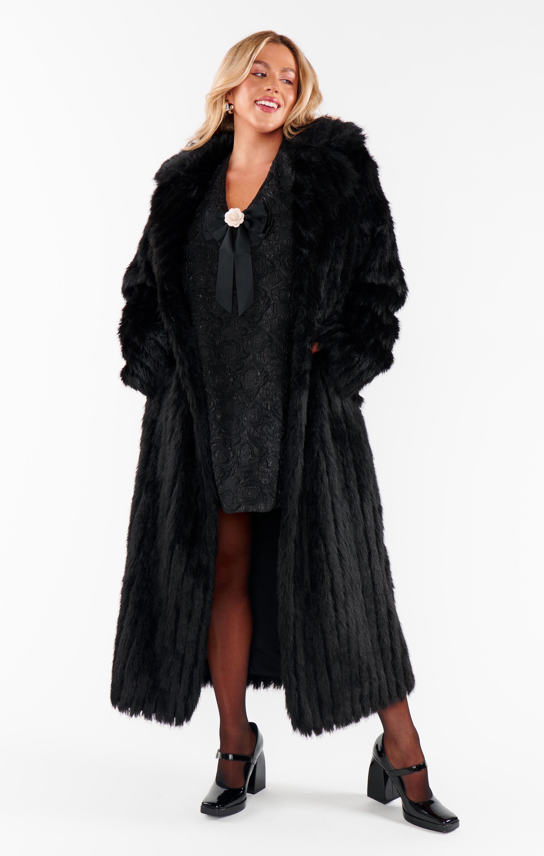 Black Faux Fur Plaza Coat for Women | Chic Winter Outerwear