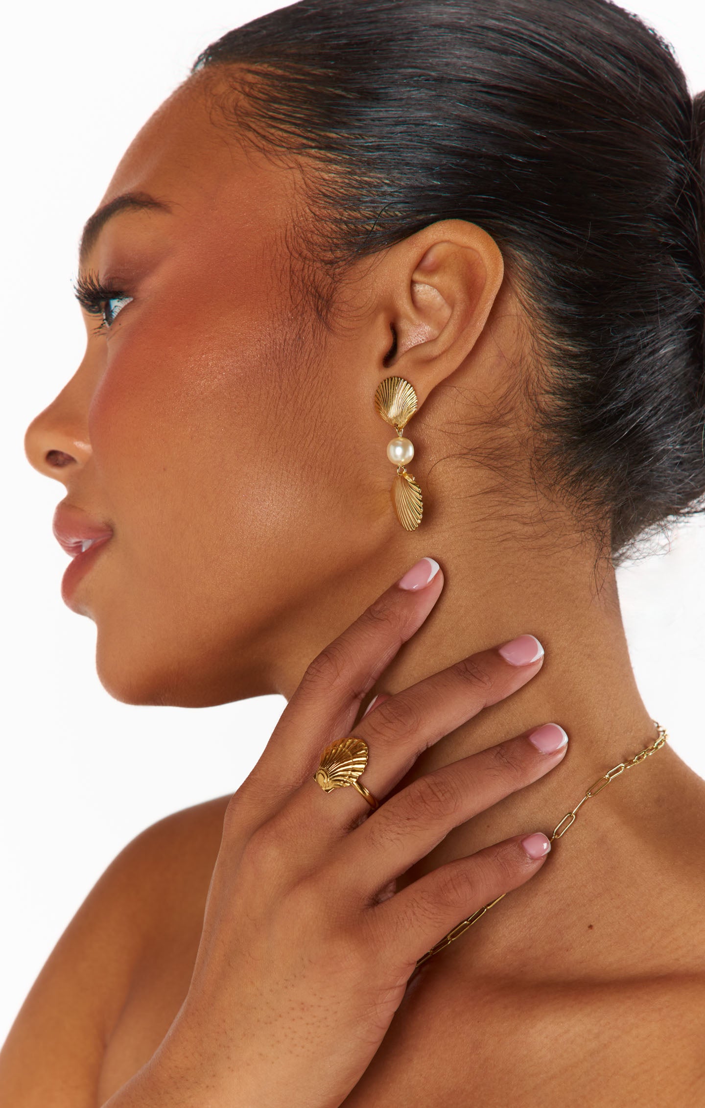Adjustable Shell Ring in Gold for Beachy Vibes | Faithy Jewels Sophie