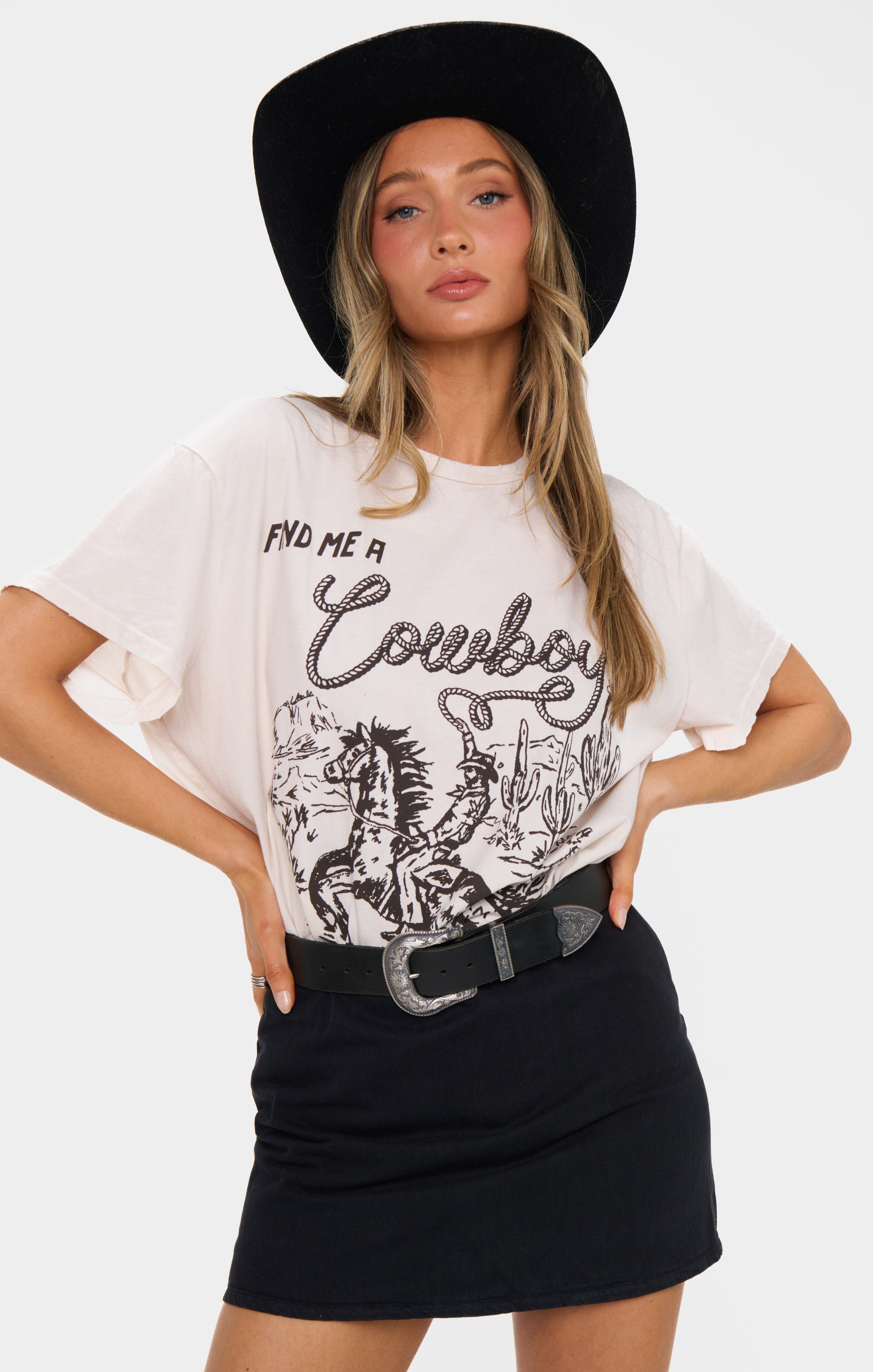 Find Me A Cowboy Graphic Tee | Tom Tee Casual Essential