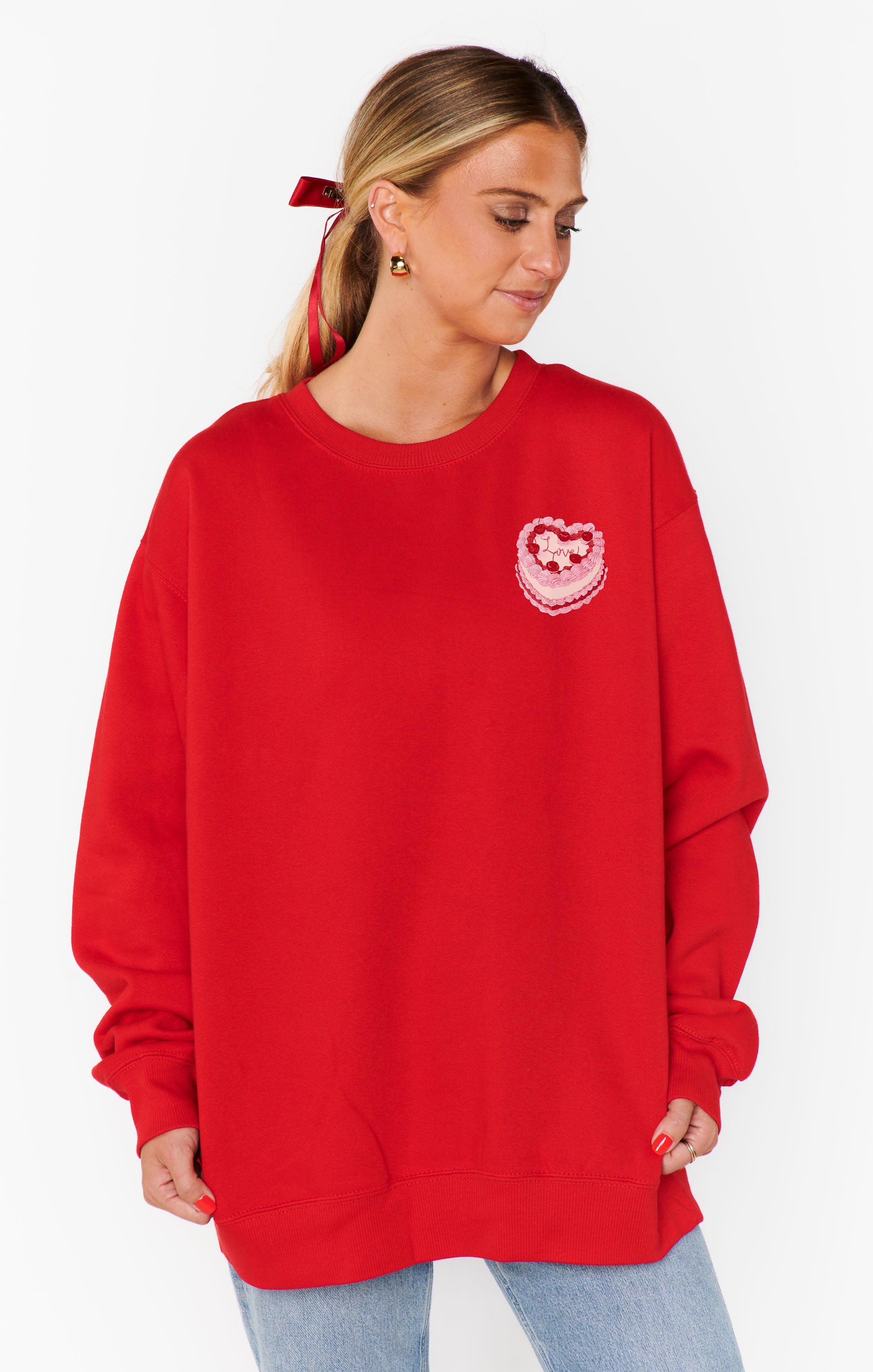 Oversized Cake Graphic Sweatshirt for Women | Stanley