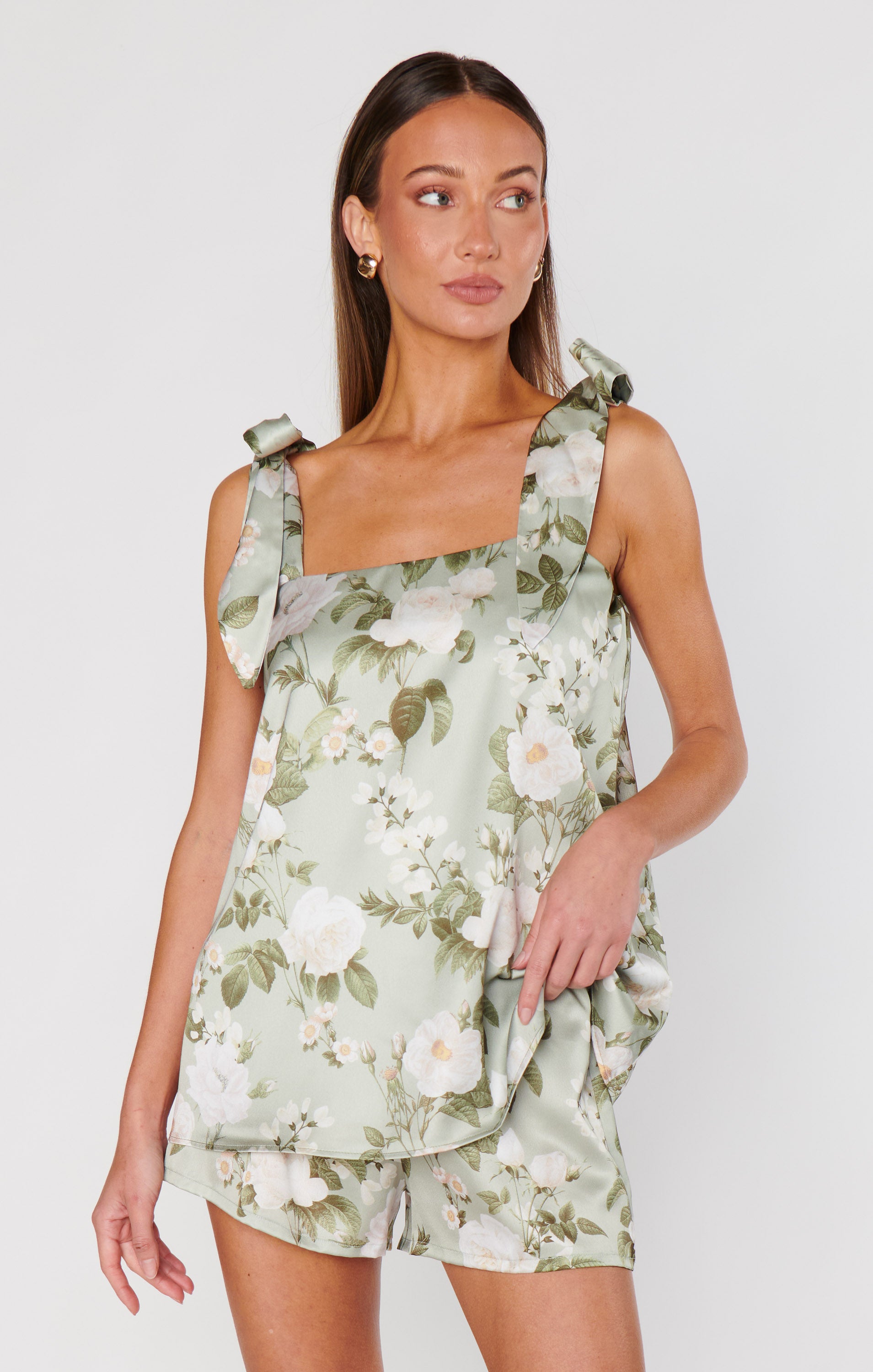 Satin Makeup Tank for Sleepovers & Getting Ready | Secret Garden