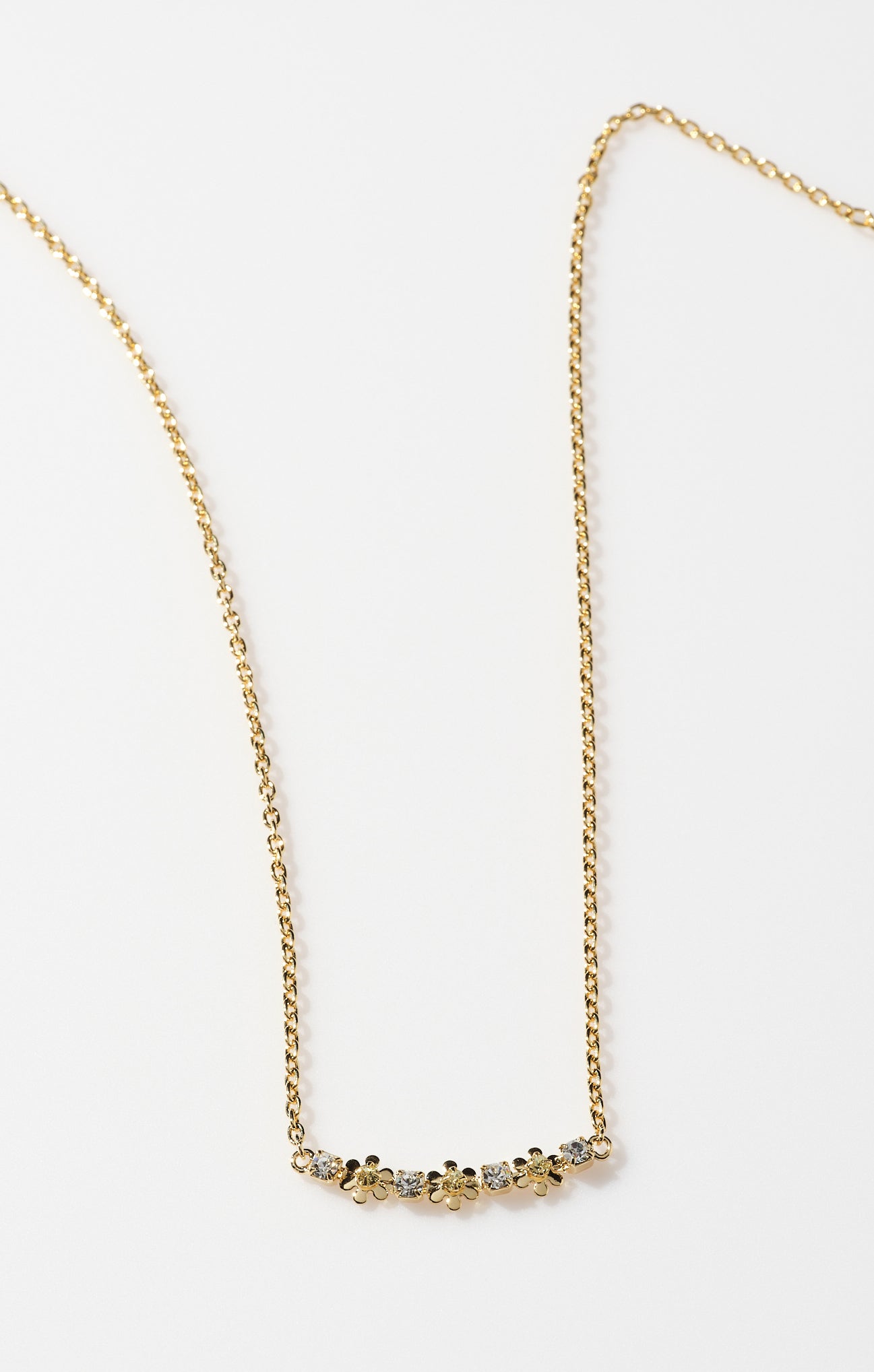 Daisy Gold Necklace with Crystals | Faithy Jewels