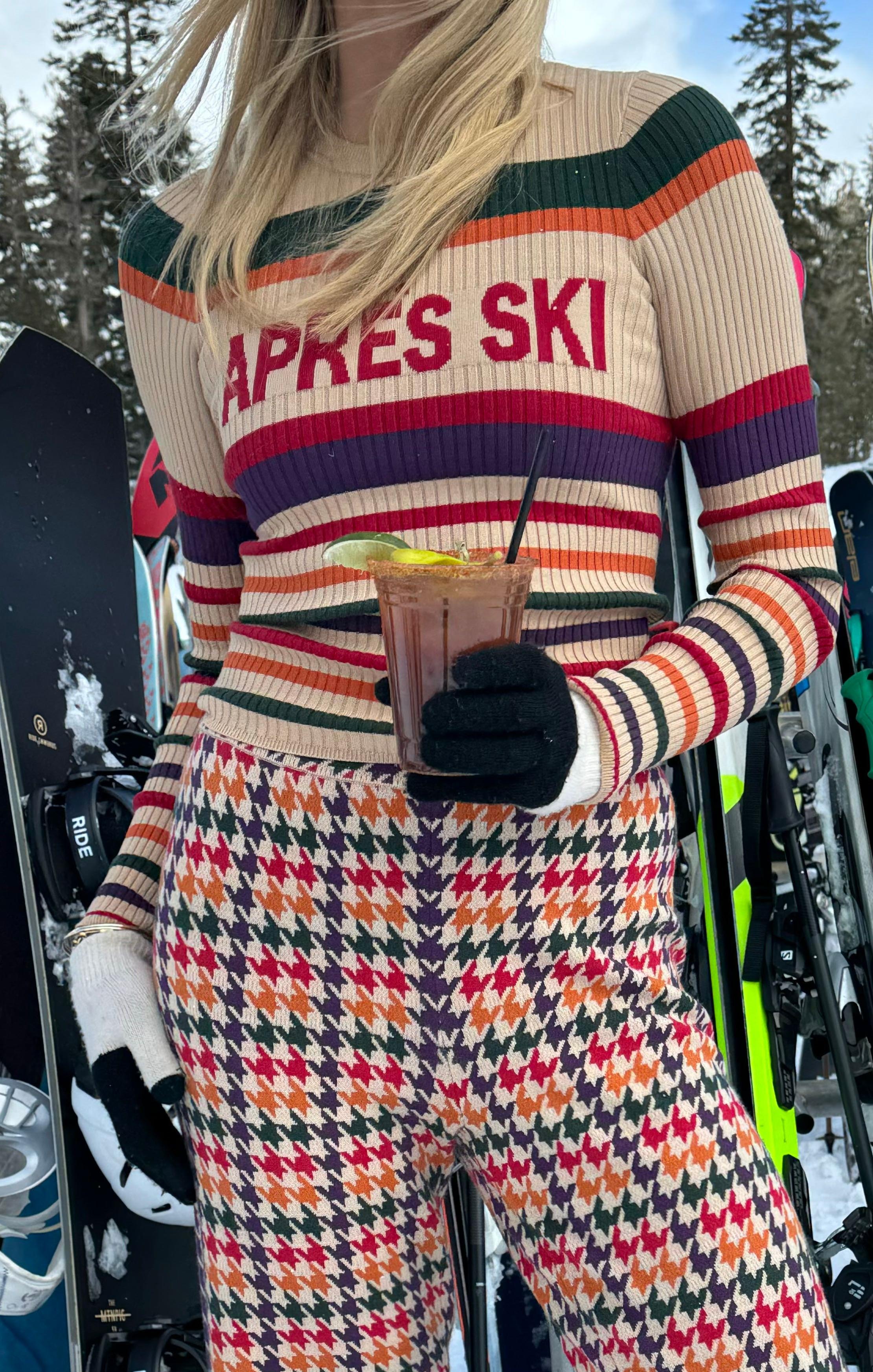 Retro Ski Sweater with Sporty Stripes for Après & Slopes | Slopes