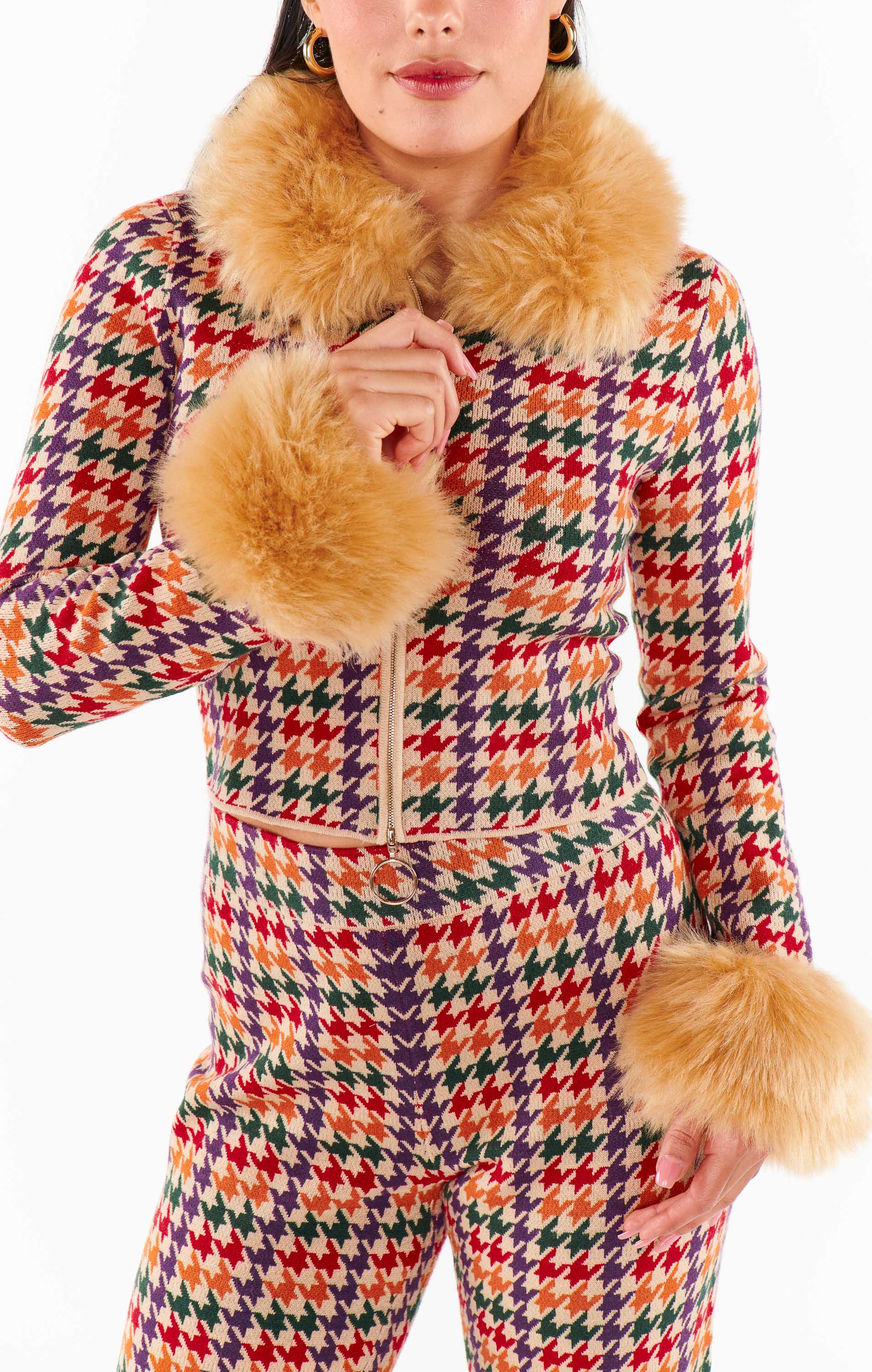 Faux Fur Collar Sweater with Houndstooth Design | Zermatt Zip Up