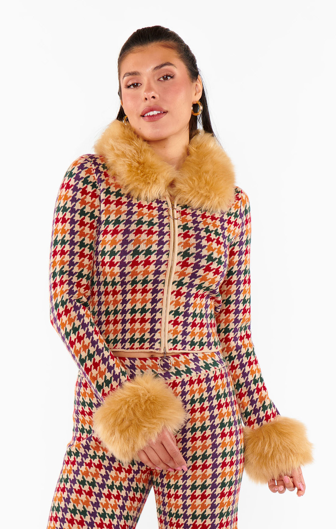 Faux Fur Collar Sweater with Houndstooth Design | Zermatt Zip Up
