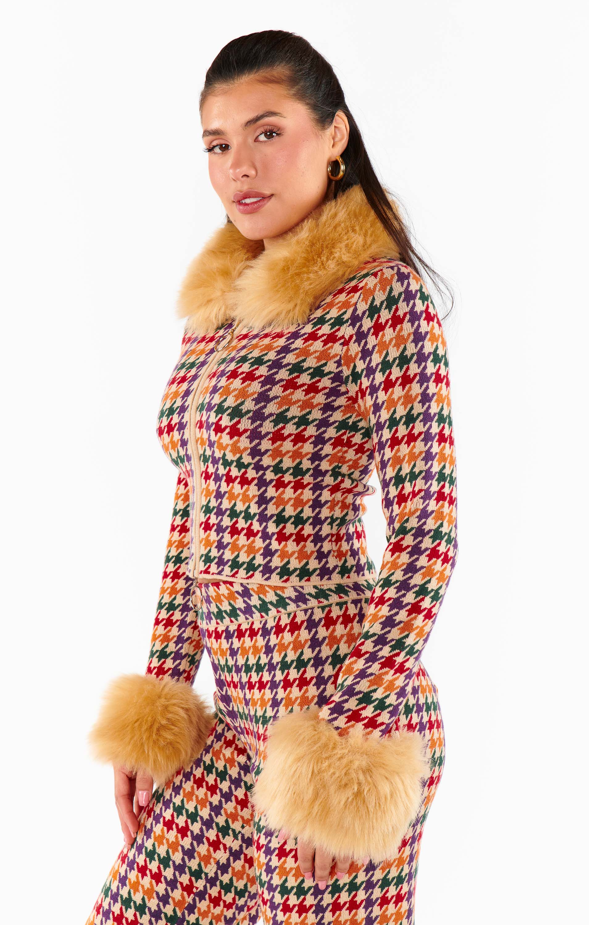 Faux Fur Collar Sweater with Houndstooth Design | Zermatt Zip Up