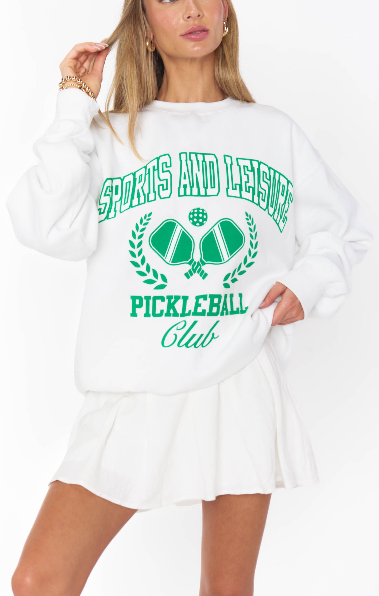 Oversized Sports Graphic Sweatshirt for Leisure | Stanley
