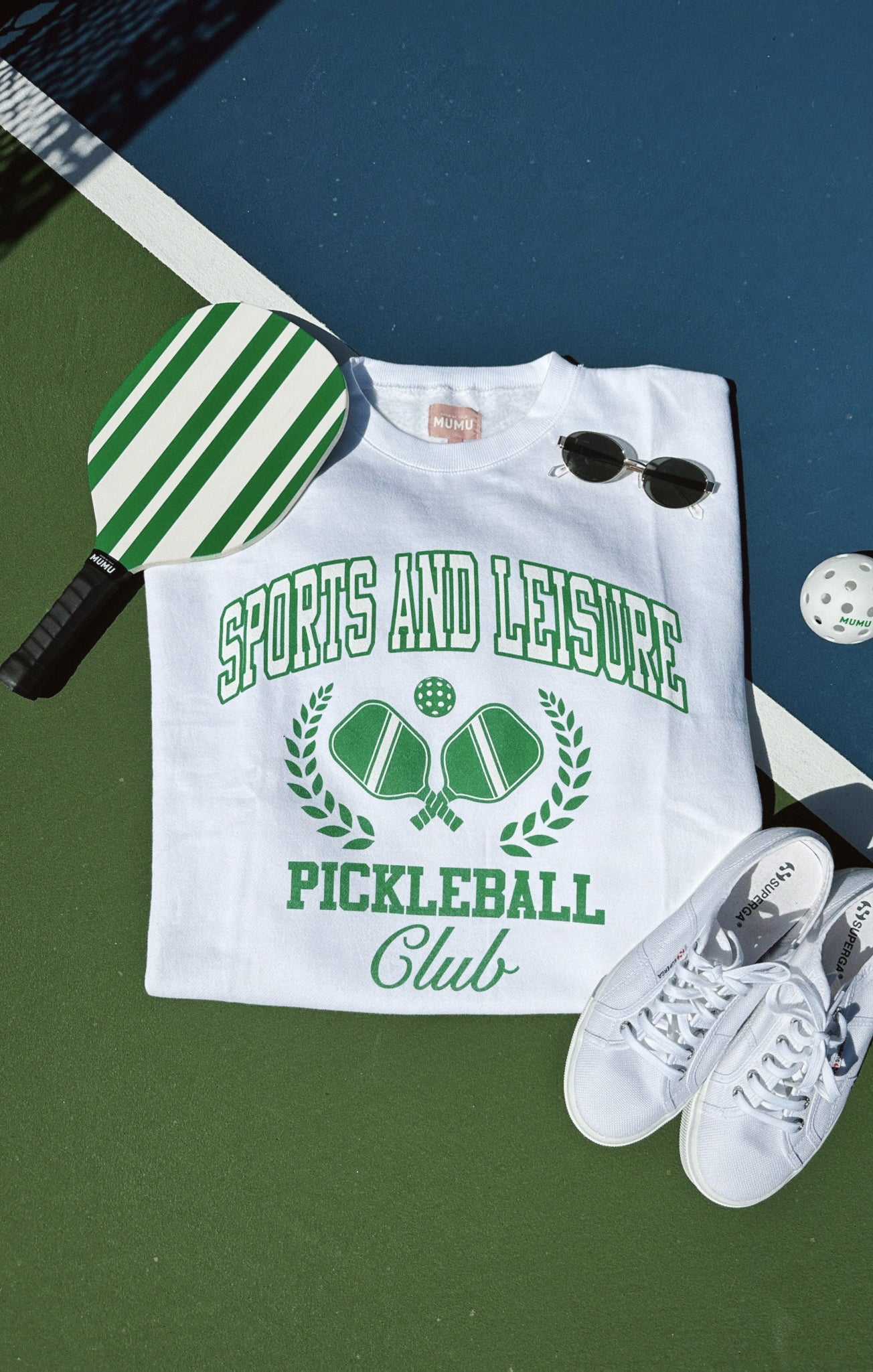 Oversized Sports Graphic Sweatshirt for Leisure | Stanley