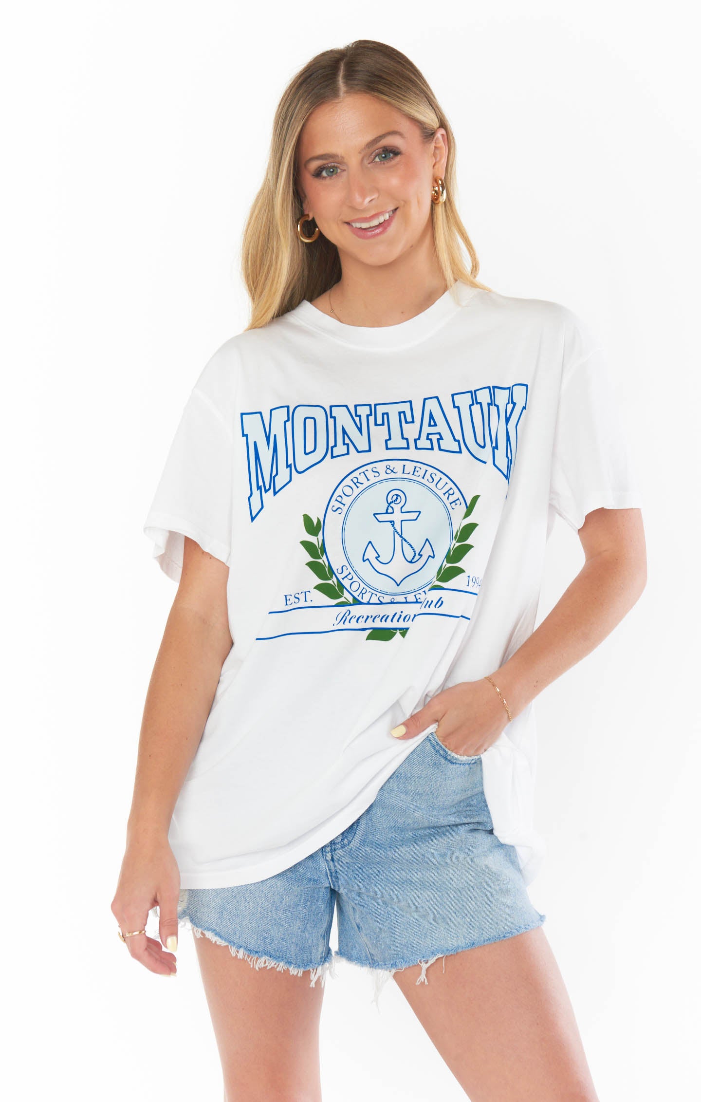 Oversized Montauk Graphic Tee for Casual Wear | Travis Tee