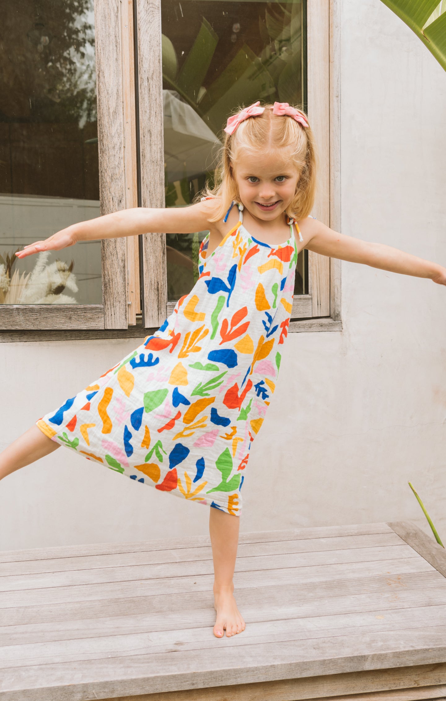 Lightweight Breezy Dress for Sunny Days | Primary Paradise Sidekick