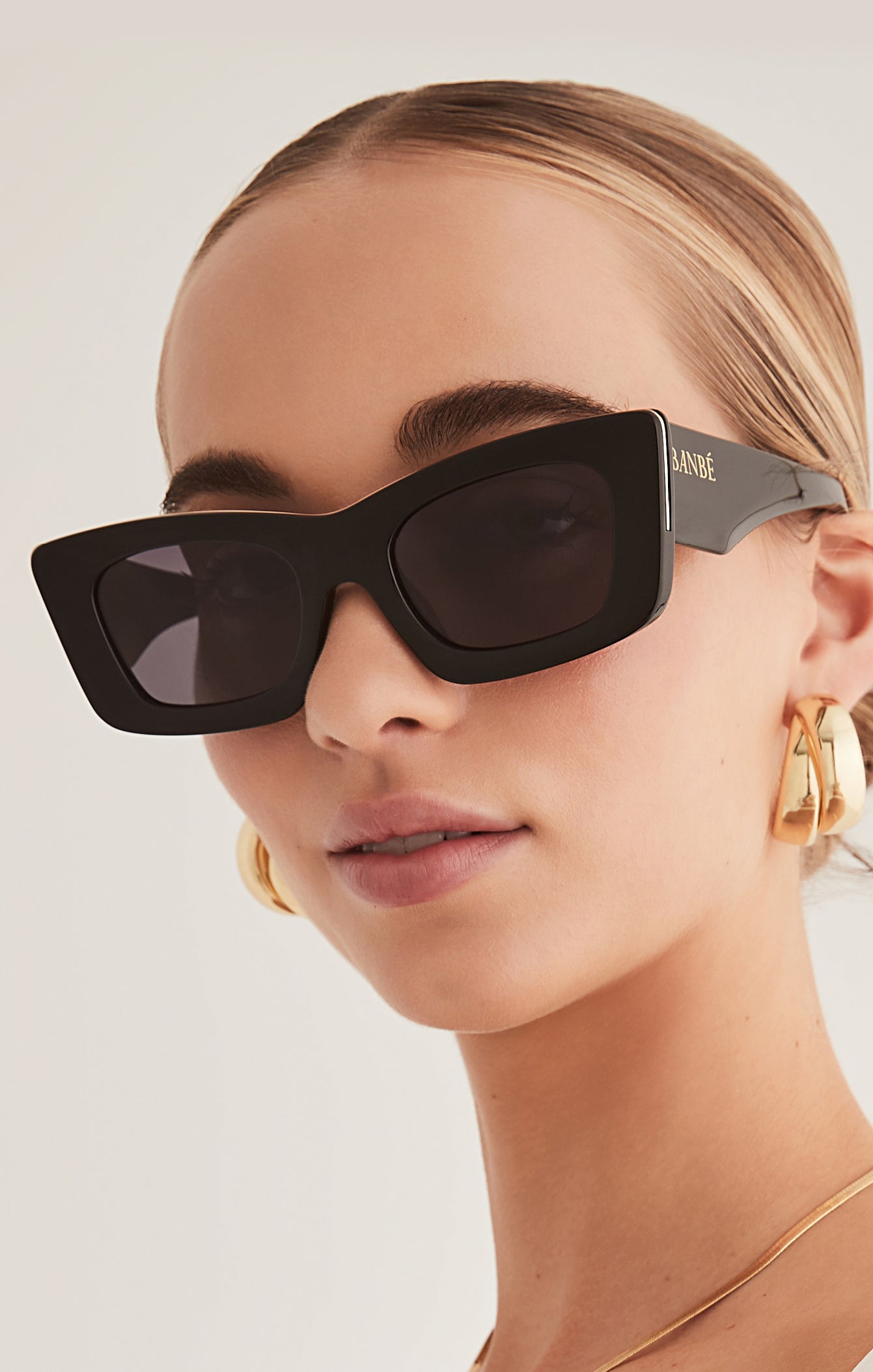 Chunky Square Sunglasses for Women | Banbè Eyewear Kaia Black
