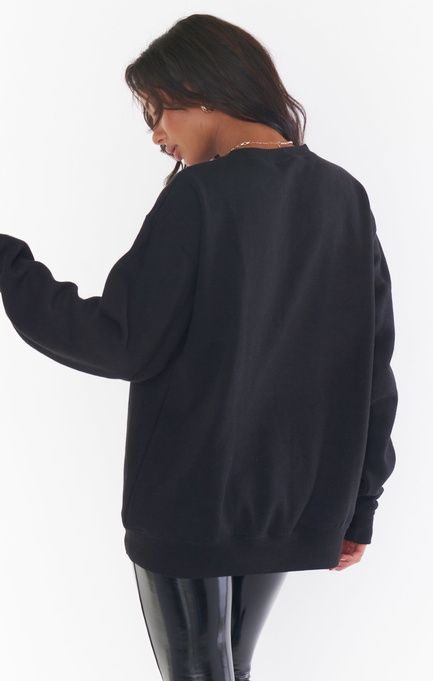 White Oversized Crewneck Sweatshirt for Skiing & Casual Wear | Stanley