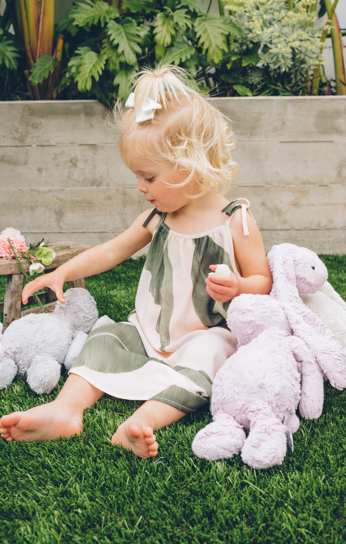 Lightweight Breezy Dress for Sunny Days | Queen Palms Sidekick