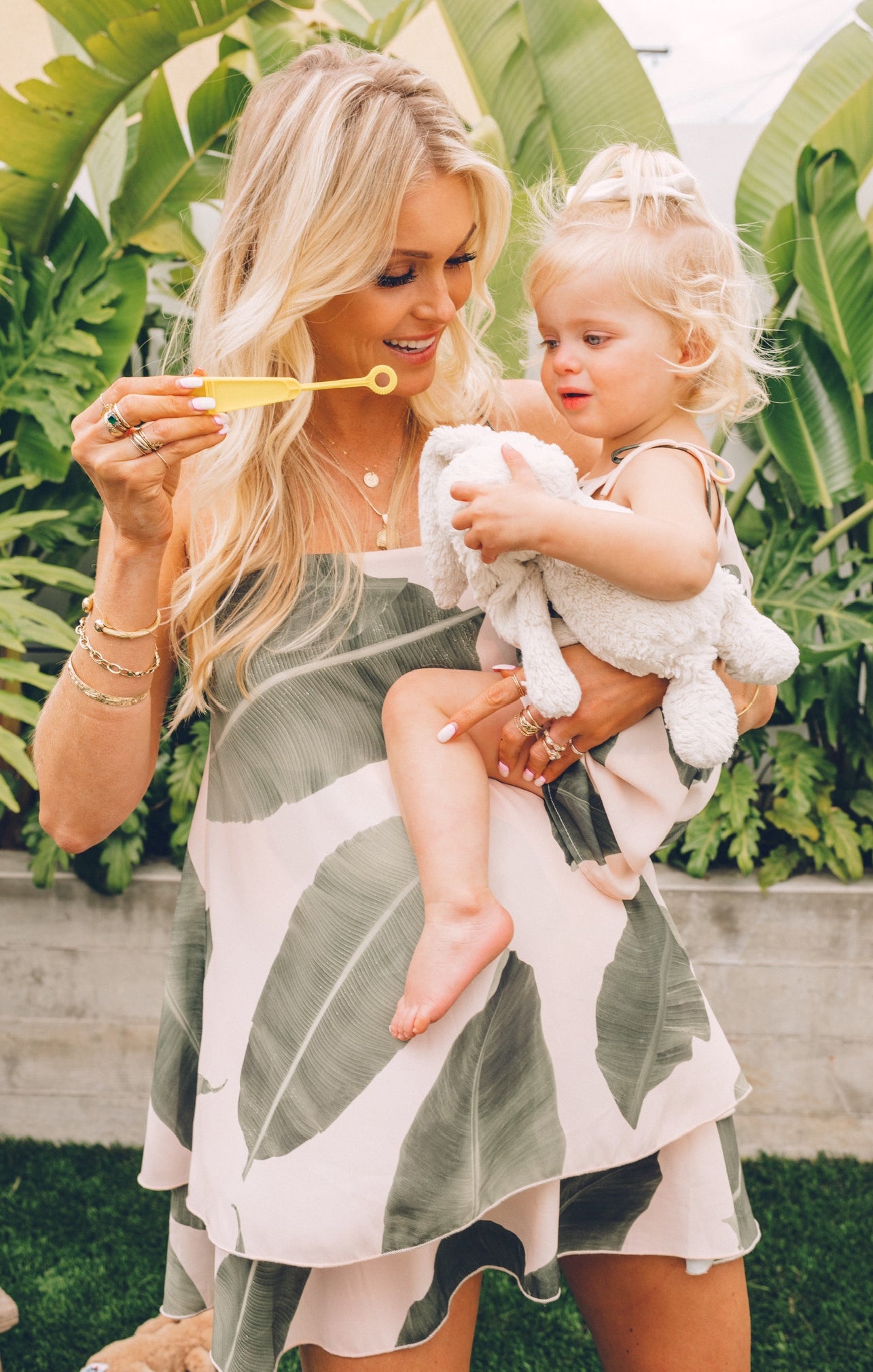 Lightweight Breezy Dress for Sunny Days | Queen Palms Sidekick
