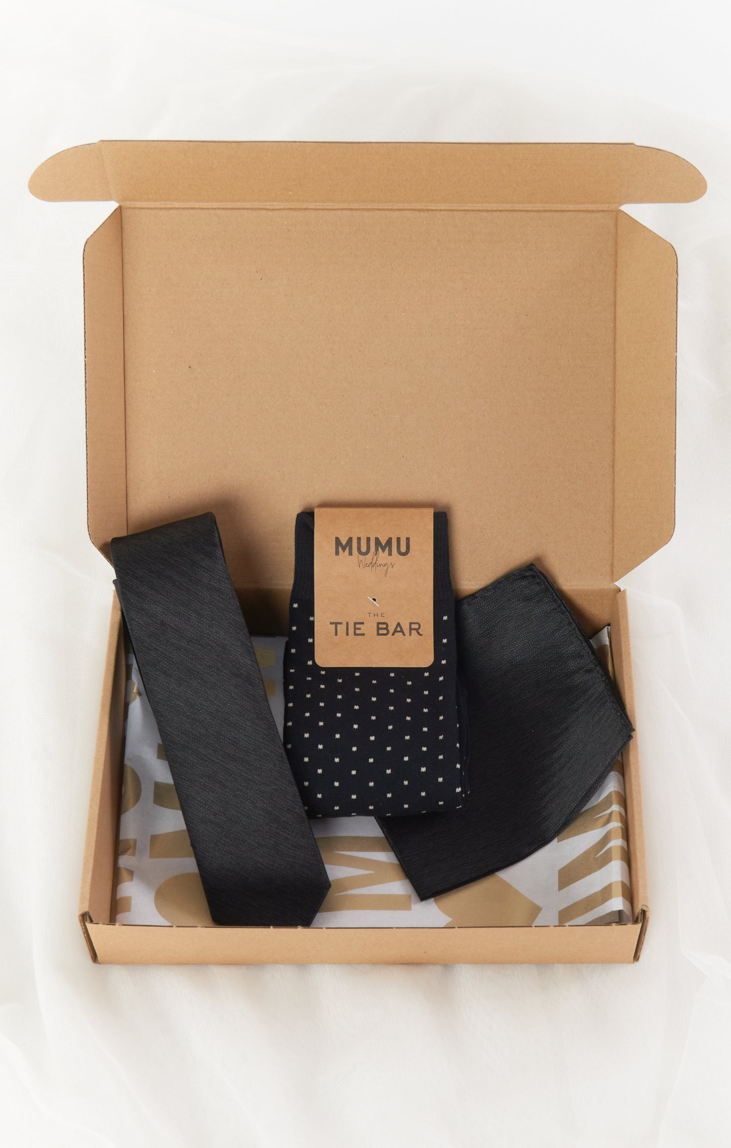 Groomsmen Gift Box with Tie, Pocket Square & Socks | Black Solid