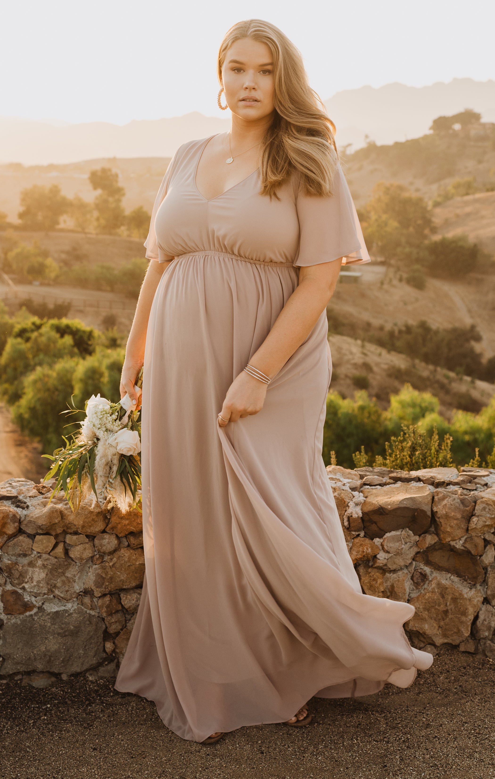Soft Beige Chiffon Bridesmaid Fabric Swatch | Mumu Wedding