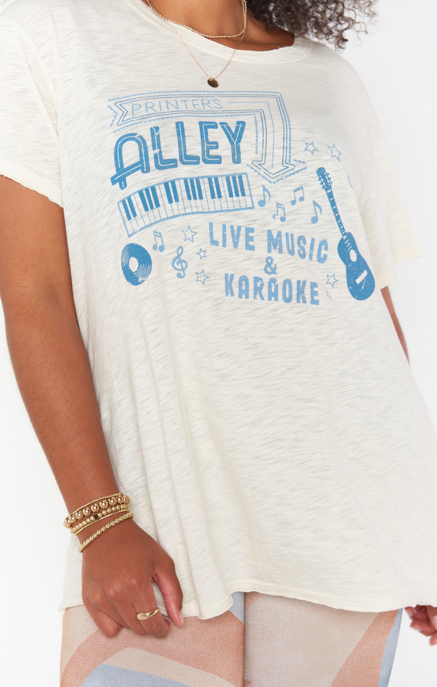 Vintage Graphic Tee with Scoop Neck | Mumu x Hunter Premo