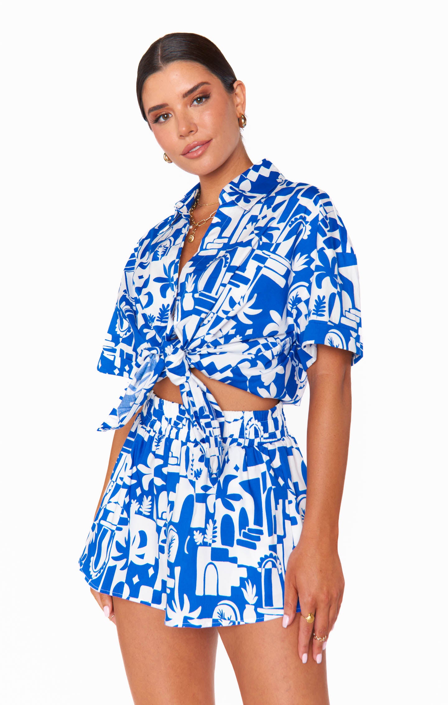 Lightweight Poplin Shorts with Elastic Waistband & Pockets | Russell