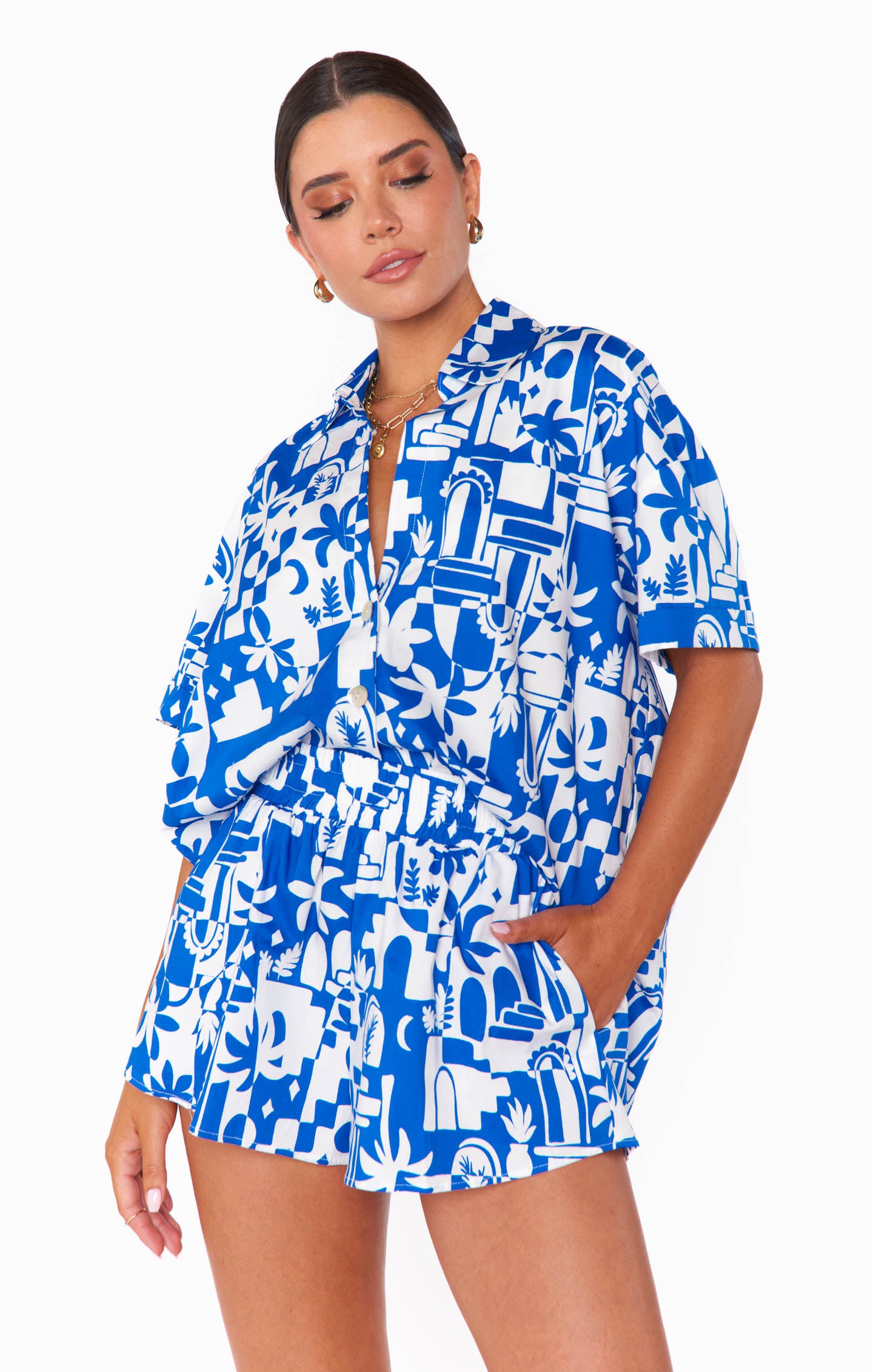 Lightweight Poplin Shorts with Elastic Waistband & Pockets | Russell