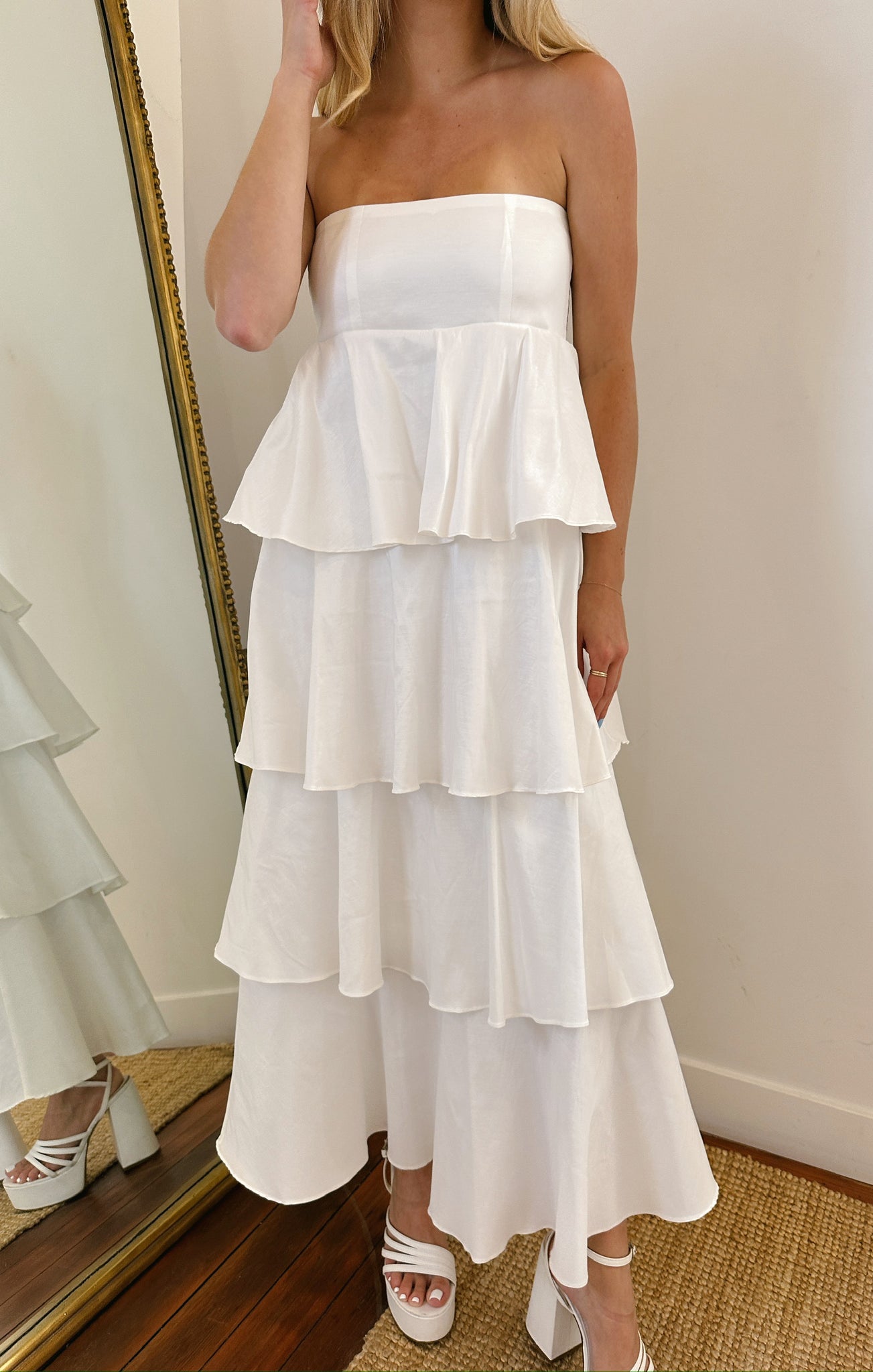 White Taffeta Swing Skirt for Bridal Events | Mumu x FashionPass